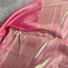 布地　シアー　光沢　ピンクの画像