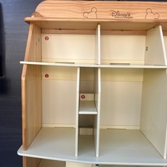 ディズニー英語システムの棚　本棚の画像