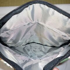 【CHUMUS】チャムス　ショルダーバッグ　、迷彩柄+小物の画像