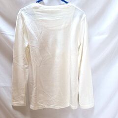 ★ミッキーとミニーの長袖トップス　ホワイトの画像