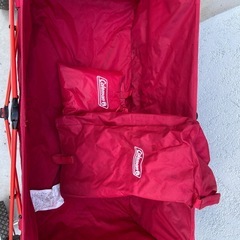 Colemanキャリーカートの画像