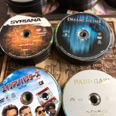 ケースなし。DVD 200枚以上の画像