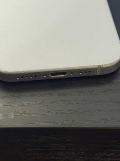 iPhone15 128GB  ブルー　　　　　アウトカメラに割れあり