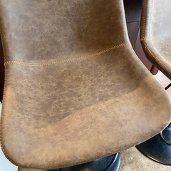 バーカウンター　椅子の画像