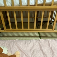 ベビーベッドの画像