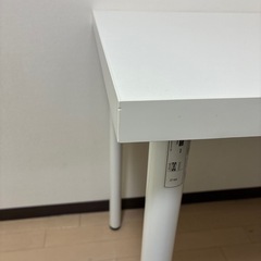 IKEAテーブルの画像
