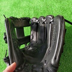 ゼット幼児〜低学年用少年軟式グローブの画像