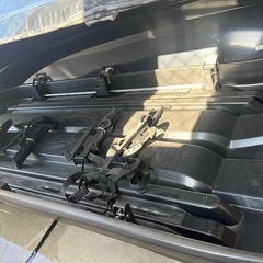 ルーフボックス、キャリア、セットの画像