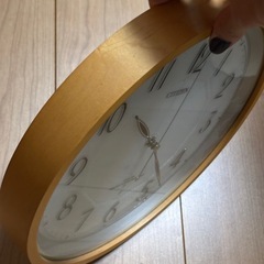 【美品】CITIZEN(シチズン) 電波掛け時計 木製フレーム（4MY751）の画像