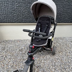 smarTrike ベビーカー三輪車の画像