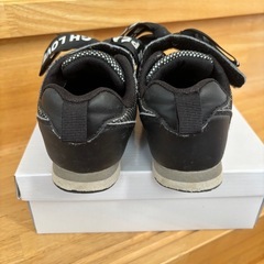 こども　靴　スニーカー　リボン　18cmの画像
