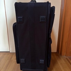 スーツケース　黒の画像