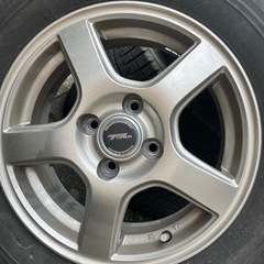 BRIDGESTONE　スタッドレスタイヤ　4本セットの画像