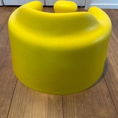 Bumbo バンボ　（イエロー）ベビーチェアの画像