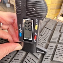 195/65R15 スタッドレスタイヤセット　8割溝残の画像