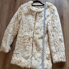 【美品】LIPSERVICE リップサービス　ファーコート　ベージュの画像