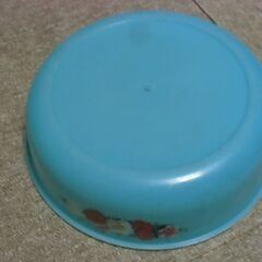 ●無料● 昭和レトロ 花柄 プラスチック 丸形 容器 入れ物 （ボウル／洗面器）差し上げます。＊石川県＊美川より＊期間限定の画像