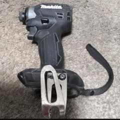 Makita TD173D 電動インパクトドライバー 18V 6.0Ahの画像