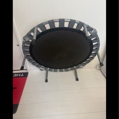 トランポリン　室内　運動　ダイエット　バランスボールの画像