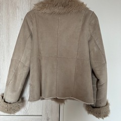 OZOC オゾック　ファー付き　ベージュ　ムートンコートの画像