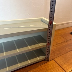 ミニカー収納　木製駐車場型　使用品の画像