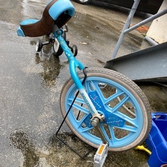 自転車、一輪車の画像