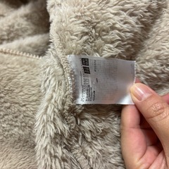 UNIQLO フリースMサイズの画像