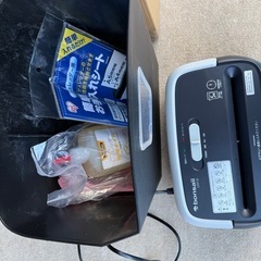 🌟電動シュレッダー🌟の画像