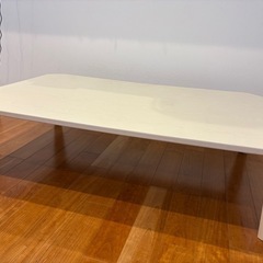 テーブル　白の画像