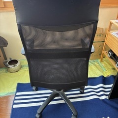 オフィスチェアの画像