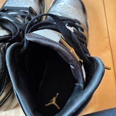 Nike Jordan1 MID
24cmスニーカー の画像