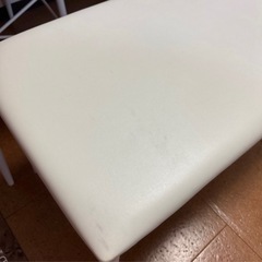 ダイニングテーブルの画像