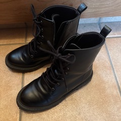 GU 編み上げブーツ  21cm
の画像