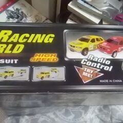 中古品　ラジコンカー　箱付の画像