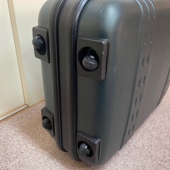 スーツケースの画像