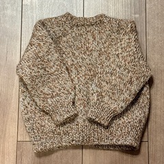 ブラウン系Vネックニットカーディガンの画像