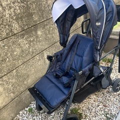 二人乗りベビーカーの画像