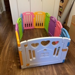 ベビーサークル、キッズパーテーションの画像