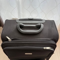 キャリーケースの画像