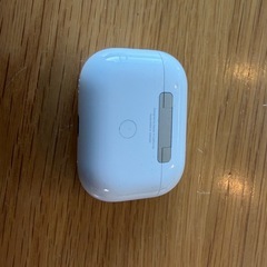 AirPodsPRO2 本体 ホワイト ケース付きの画像