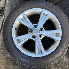 バリ溝　ハリアー ハイブリッド　30系 純正18インチ スタッドレス　225/60r18 の画像