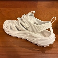 【新品】HOKA HOPARA  WH/WH 26.0cmの画像