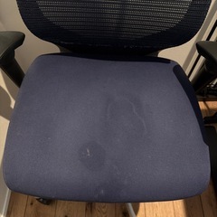 オカムラ　バロン　オフィスチェアの画像