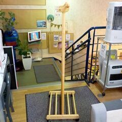 木製ハンガーラック キャスター付き 衣類収納 幅74×奥行45×高さ153.5㎝ 衣類掛け 西岡店の画像