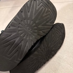 UGG ムートンブーツ 22.0 ブラックの画像