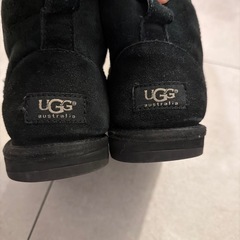 UGG ムートンブーツ 22.0 ブラックの画像