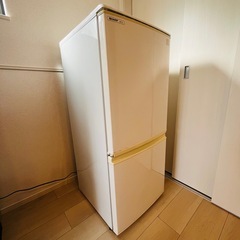 SHARP 冷蔵庫の画像