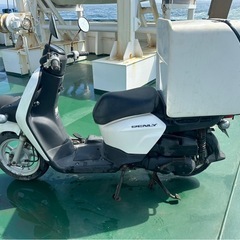 スクーター　ベンリィ　大型配達ボックス付きの画像