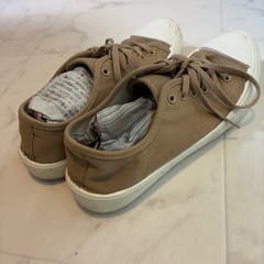 スニーカーの画像