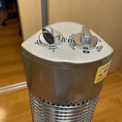 コイズミ　遠赤電気ストーブの画像